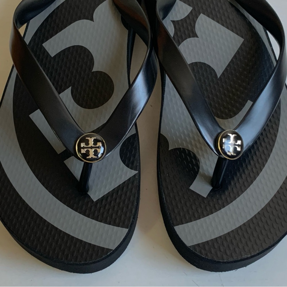 Tory Burch Emory Women's Black Platform Flip Flop Sandals Size 8 - Picture 5 of 9